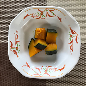 おぎその八角煮物小鉢の盛り付け例 カボチャの煮つけ